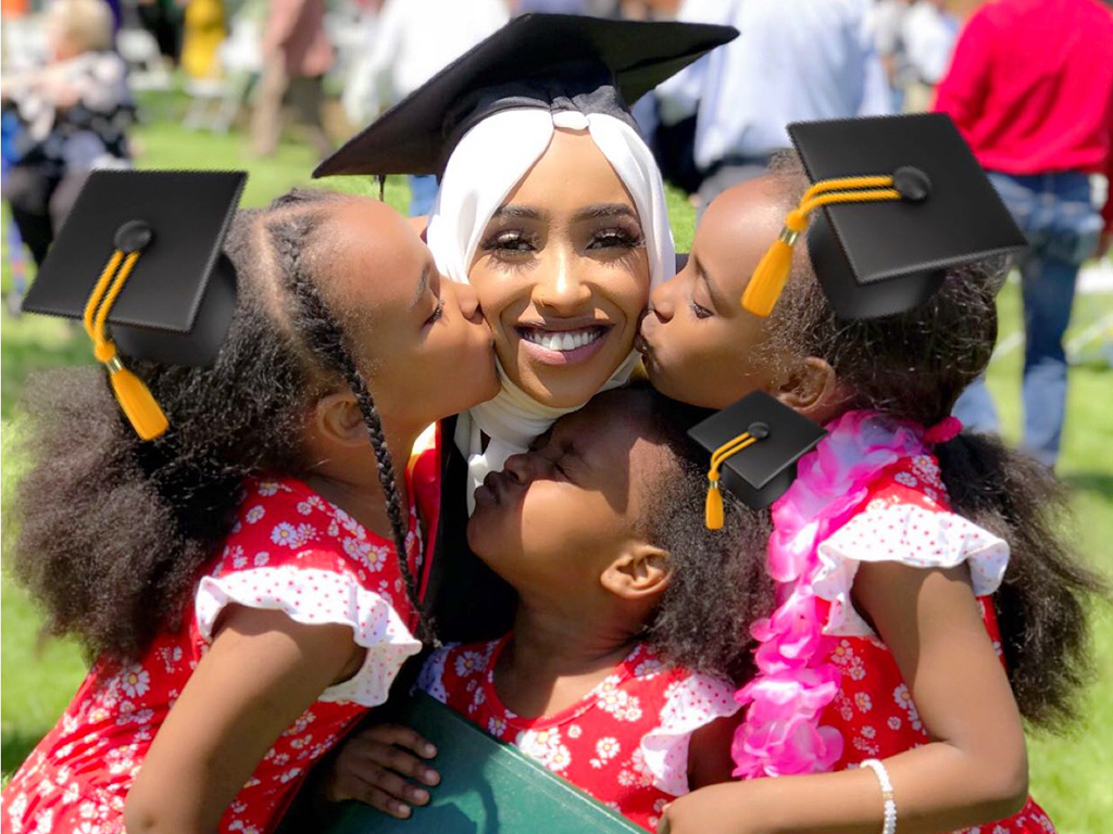 Hani Ali with her children